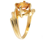 Кольцо с изумительным золотистым сапфиром Золото